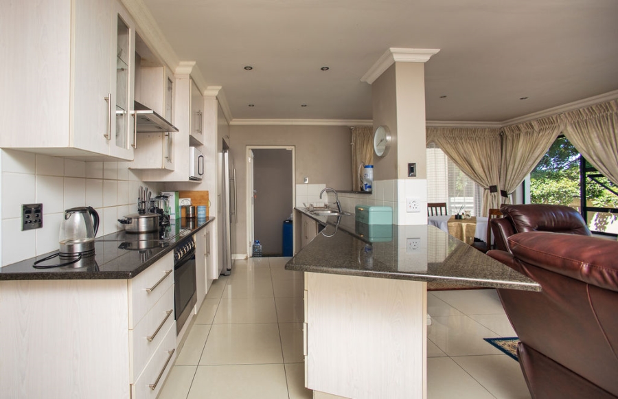 4 Bedroom Property for Sale in Beacon Bay Eastern Cape